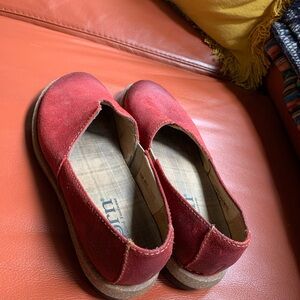 Born red slip on shoe